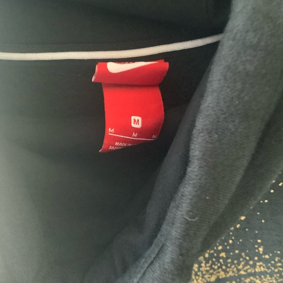 Nike Black Hoodie with good logo size Medium - Picture 6 of 8
